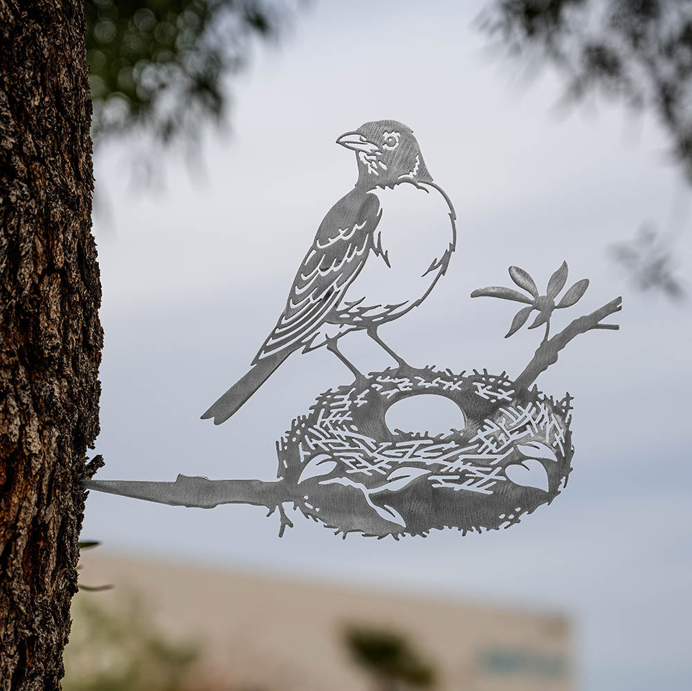 Mama Bird Stake - Image 5